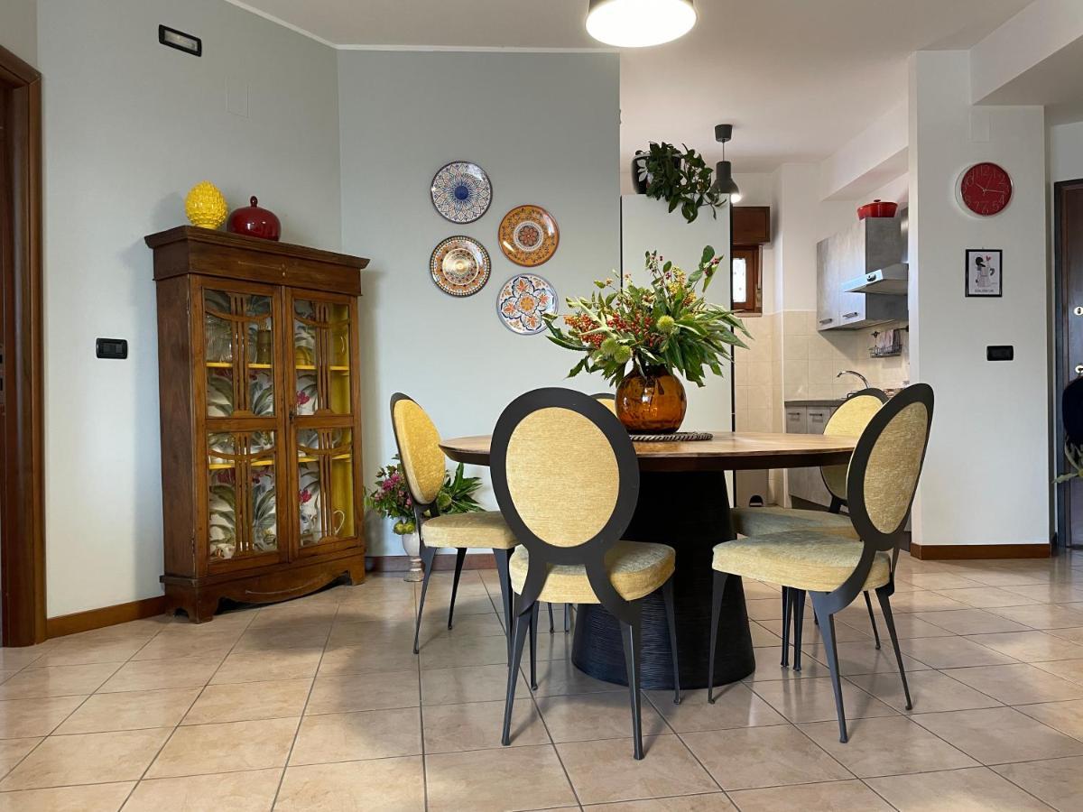 Casa Katiu' Due Camere Indipendenti In Appartamento Di 83 Mq 拉奎拉 外观 照片
